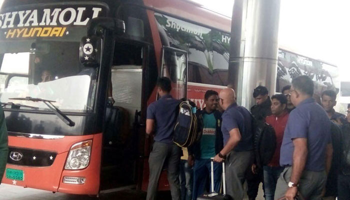 ঢাকা পৌছেছে হাথুরুসিংহের শ্রীলঙ্কা ক্রিকেট দল