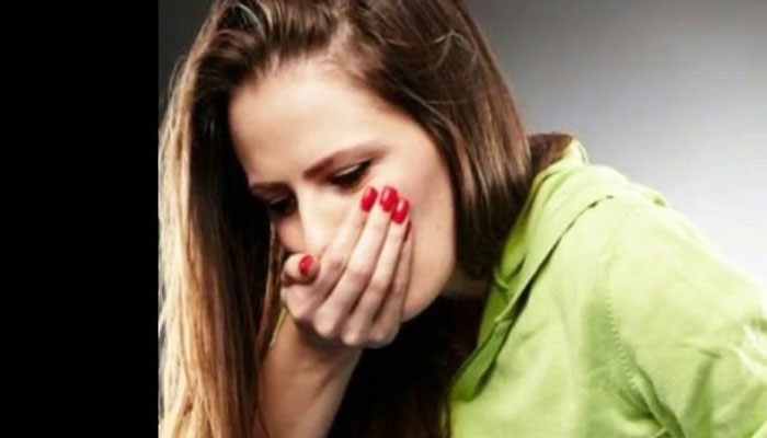 বাসে-ট্যাক্সিতে উঠলেই বমি বমি ভাব !