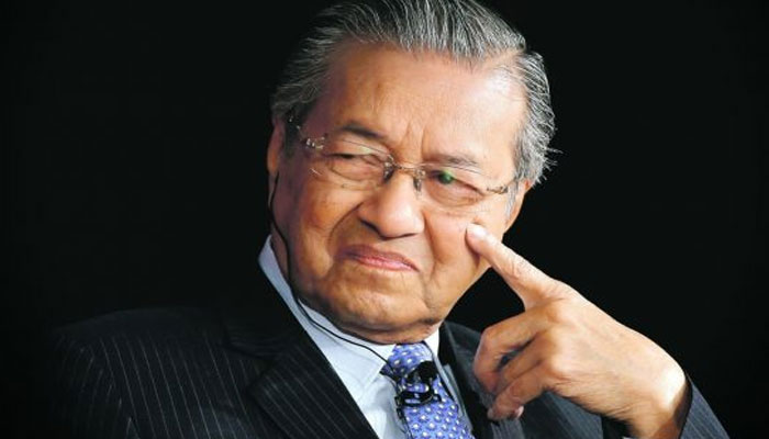 ফের ক্ষমতায় মাহাথির মোহাম্মদ