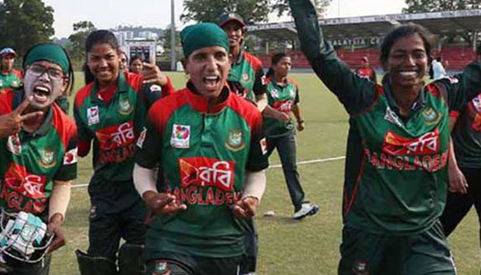 ইতিহাস গড়ে চ্যাম্পিয়ন বাংলাদেশের মেয়েরা
