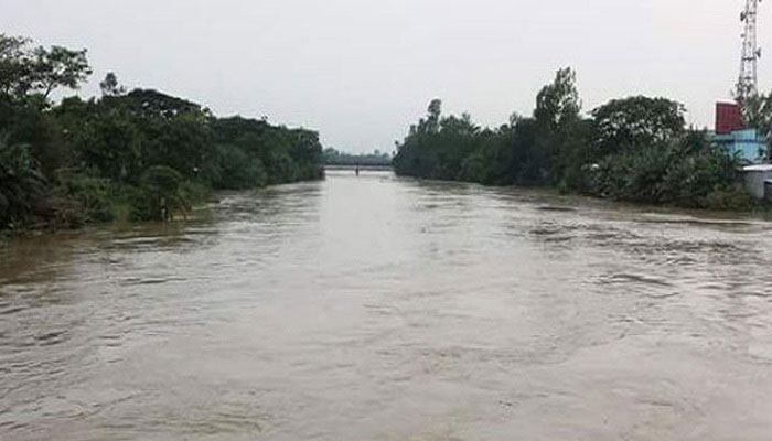 বিপদসীমার ওপরে খোয়াই নদীর পানি