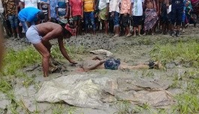 টাঙ্গাইলের নাগরপুরে স্কুল ছাত্রের গলা কাটা লাশ উদ্ধার