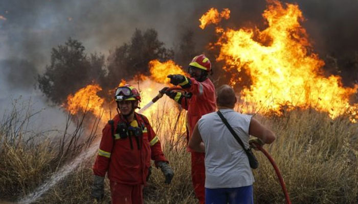 গ্রীসে ভয়াবহ দাবানলে ২০ জনের মৃত্যু