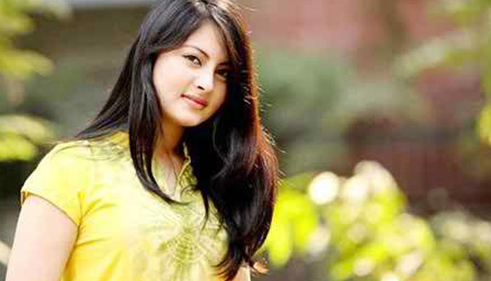 বর্ষায় চুলের যত্ন
