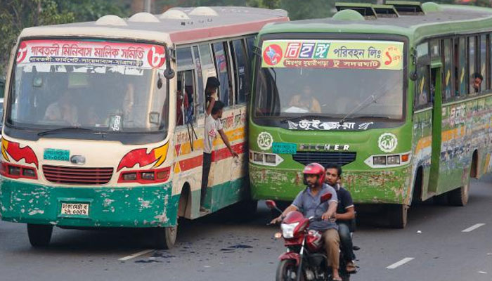 ধামরাইয়ে দুই বাসের মুখোমুখি সংঘর্ষে নিহতের সংখ্যা বেড়ে ৫