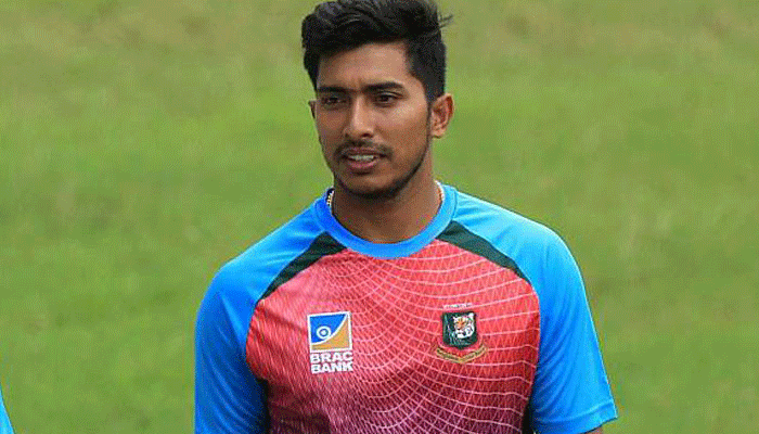 সৌম্যের ঝলক