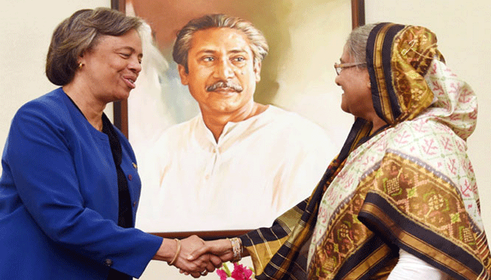 প্রধানমন্ত্রীর সঙ্গে বার্নিকাটের বিদায়ী সাক্ষাৎ