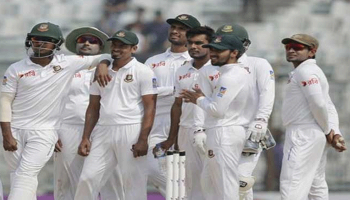 টস হেরে ফিল্ডিংয়ে বাংলাদেশ