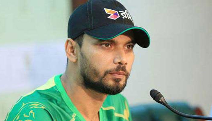 আপনাদের ভালবাসায় পাড়ি দিতে চাই বাকি পথ : মাশরাফি