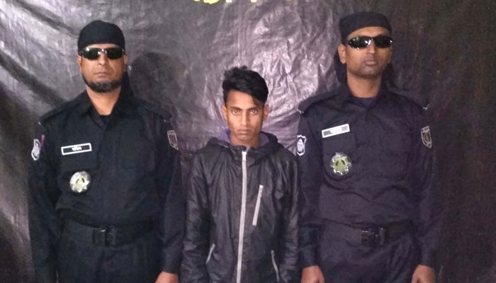 প্রধানমন্ত্রীর ছবি বিকৃত করে প্রকাশ করায় যুবক আটক