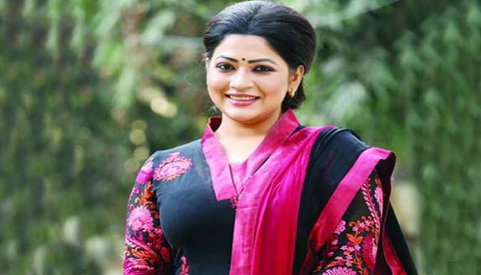 কবিতা পড়তে ভালোবাসি-বাঁধন