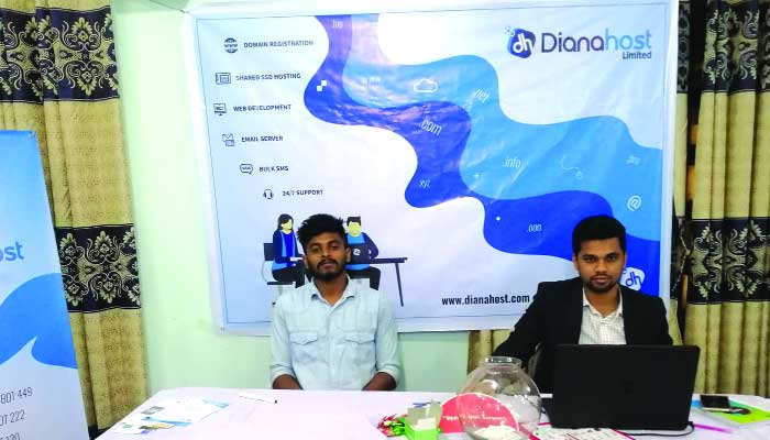 উদ্যোক্তা হাটে ডায়না হোস্ট