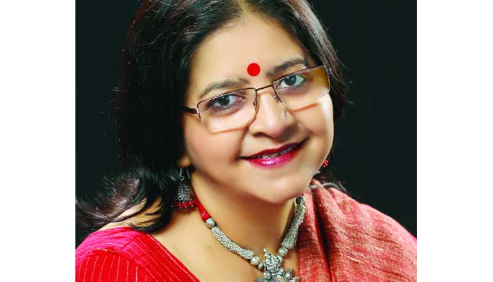 নারী দিবসে মধুমিতার ‘ধ্রুবতারা’