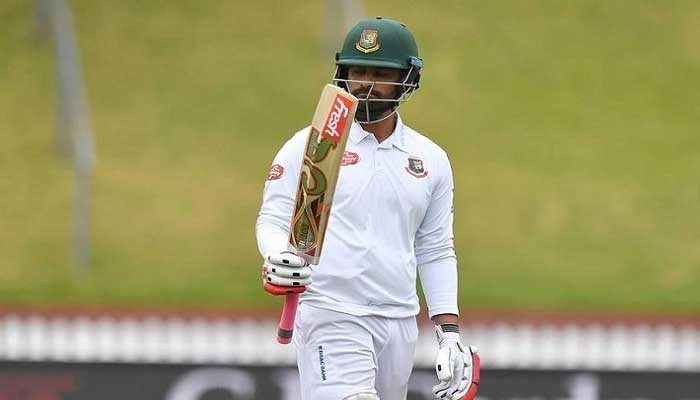 টাইগারদের প্রথম ইনিংস ২১১ রানেই শেষ