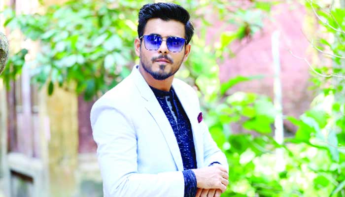 নতুন সিনেমায় সিয়াম