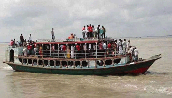 তিন দিন বন্ধ থাকার পর সারা দেশে নৌ চলাচল শুরু