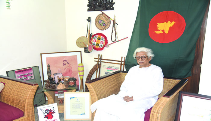 কামাল লোহানী জীবনালেখ্য: একজন নির্ভেজাল বাঙালি