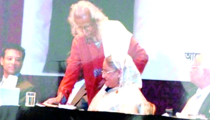 প্রণয়সিন্ধু মন্থনের কবি মহাদেব সাহা