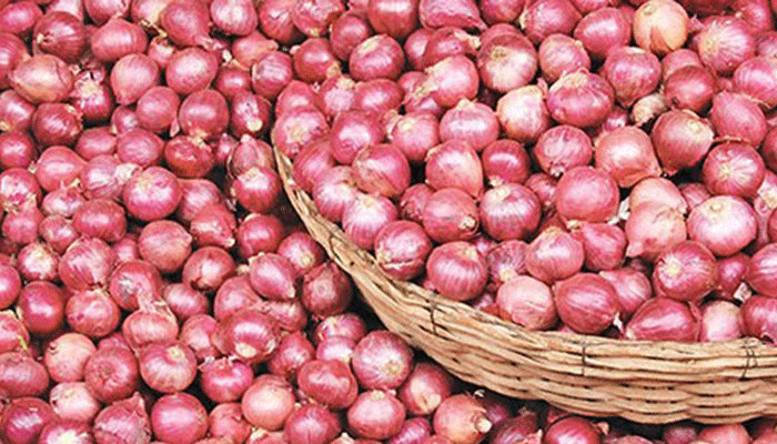 ফের বাড়ছে পেঁয়াজের ঝাঁজ