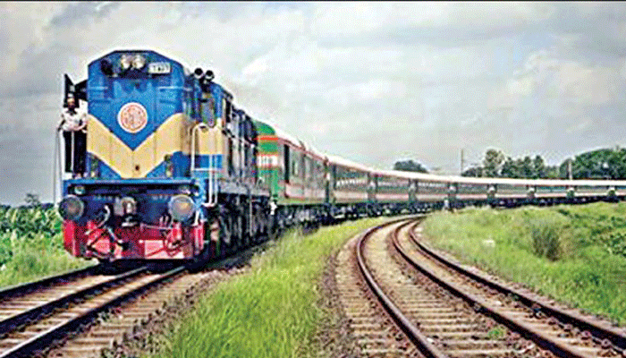 সারাদেশের রেলপথের অধিকাংশ নাটবল্টু ক্লিপ হুক ফিশপ্লেট খোলা
