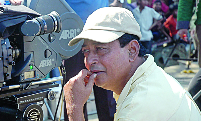 লাইফ সাপোর্টে চিত্রগ্রাহক মাহফুজুর রহমান খান