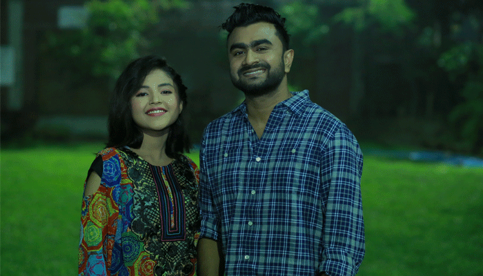 ইমরানের সঙ্গে ‘গানের রাজা’ লাবিবার অভিষেক