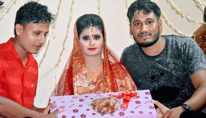 বিয়েতে ৫ কেজি পেঁয়াজ উপহার