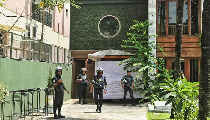 হলি আর্টিজান মামলায় ৭ আসামির মৃত্যুদণ্ড