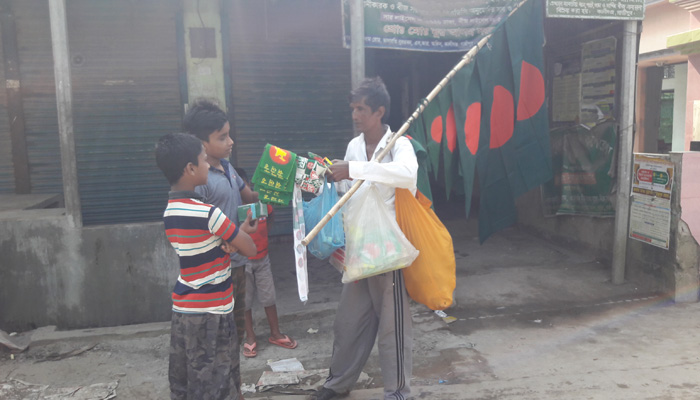 বঙ্গবন্ধুর বারতা নিয়ে ১৬ বছর ধরে হাঁটছি