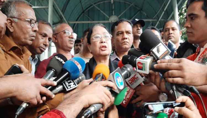 খালেদা জিয়ার ঠিকমতো চিকিৎসা হচ্ছে না