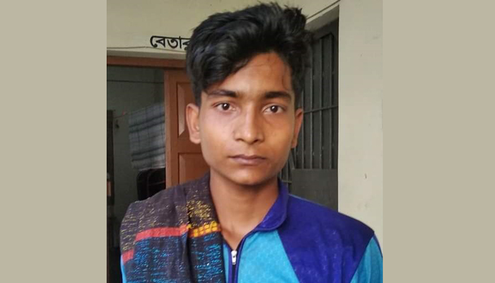 বাগাতিপাড়ায় ছাত্রীকে উত্যাক্ত করায় যুবক আটক