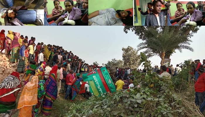 কালীগঞ্জে যাত্রিবাহী বাস খাদে, আহত ২৫