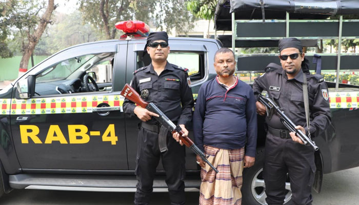 নতুন জামার প্রলোভন দেখিয়ে ভাইয়ের মেয়েকে ধর্ষণ