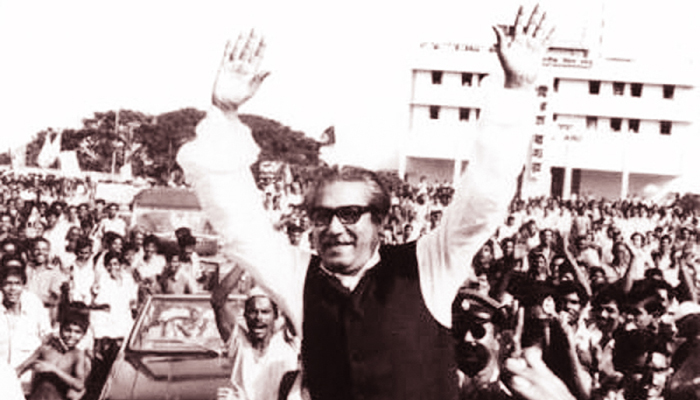 মহামানবের প্রত্যাবর্তন