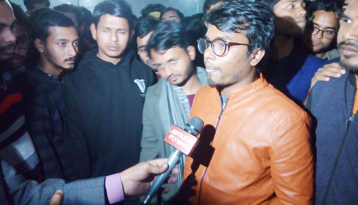 আলটিমেটাম দিয়ে আন্দোলন স্থগিত (ভিডিও)