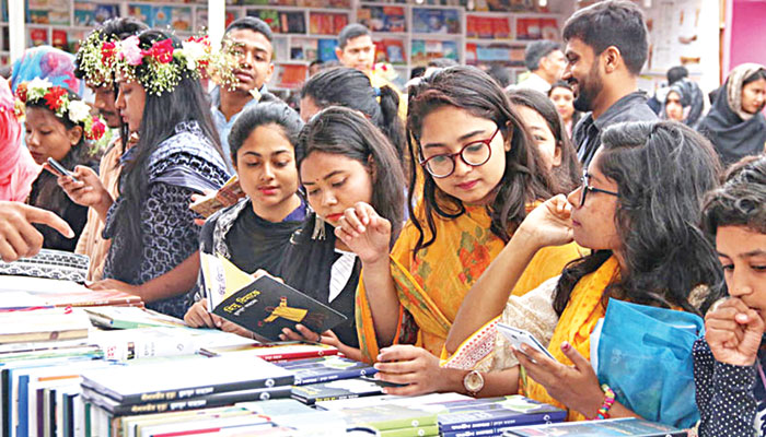 প্রভাতফেরী থেকে বইমেলায়