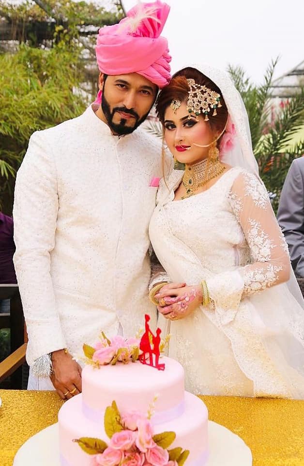 হঠাৎ বিয়ে করলেন রোদেলা জান্নাত