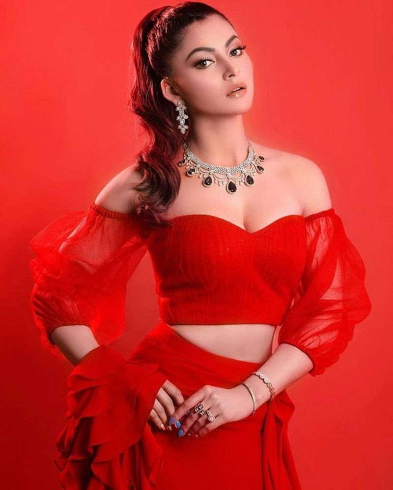জন্মদিনে হলিডে চান উর্বশী
