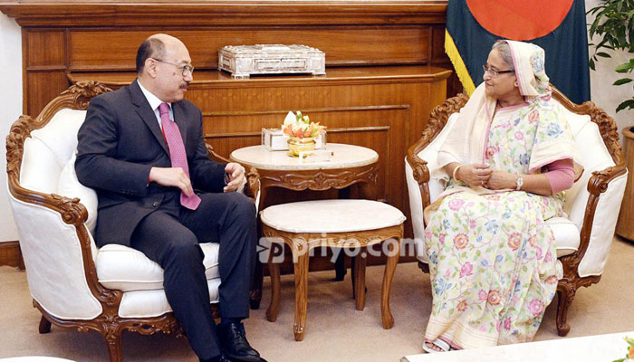 প্রধানমন্ত্রীর সঙ্গে সাক্ষাত করেছেন হর্ষবর্ধন শ্রিংলা