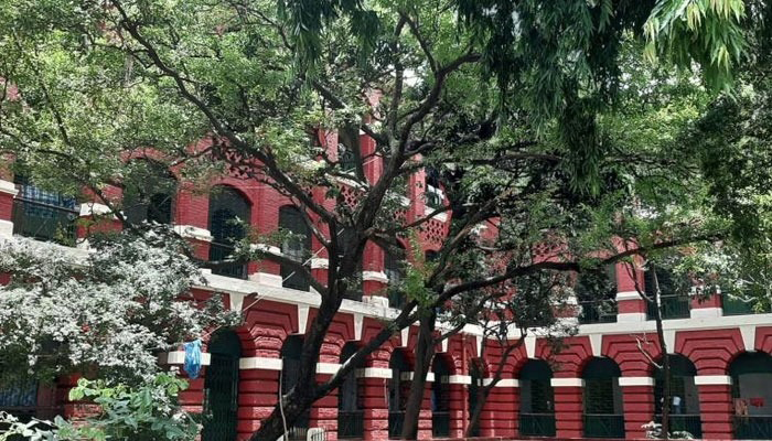 বেকার হোস্টেলে রাজনীতির চর্চা করতেন বঙ্গবন্ধু