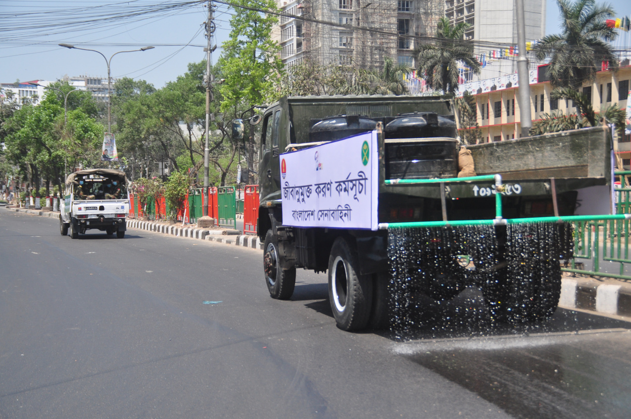 করোনায় ‘লকডাউনে’ রাজধানী জনশূন্য