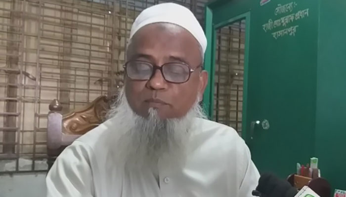 সরকারি নির্দেশ অমান্য করে মাদ্রাসায় পাঠদান!
