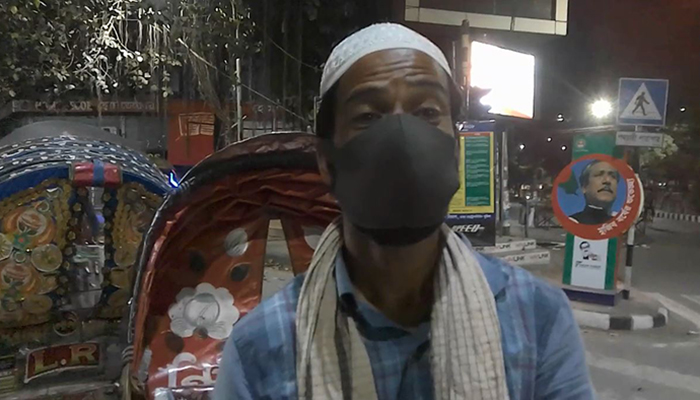 পেটের ক্ষুধা কি আর করোনা মানে?