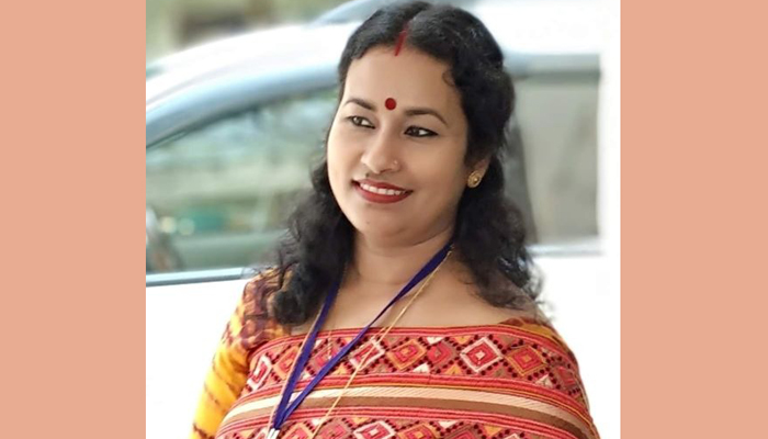 করোনা আক্রান্তদের সেবা করতে চান শিক্ষিকা