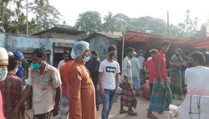 লক্ষীপুরে মানছে না লকডাউন, বাড়ছে ঝুঁকি