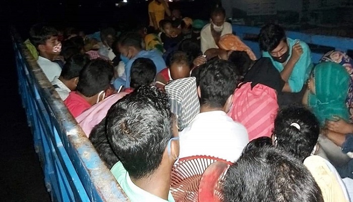 নারায়ণগঞ্জ থেকে পালানোর সময় আটক দুই শতাধিক