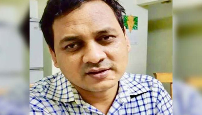 গরীবের ডাক্তার ছিলেন মঈন