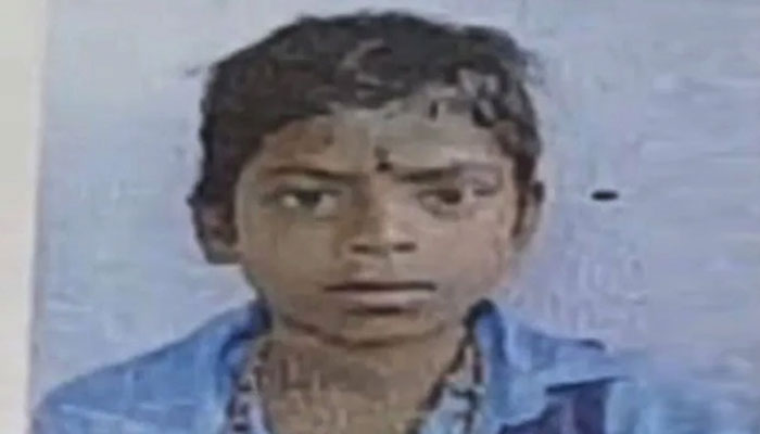 লকডাউনে ২০০ মাইল হেঁটে বাড়ির কাছে পৌঁছেই মৃত্যু