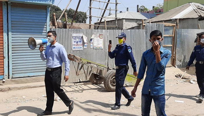 তাড়াইলে নির্বাহী অফিসারের সতর্কতামূলক প্রচারণা