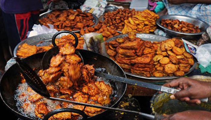 ইফতার বিক্রির অনুমোদন, জানা নেই জাতীয় কমিটির